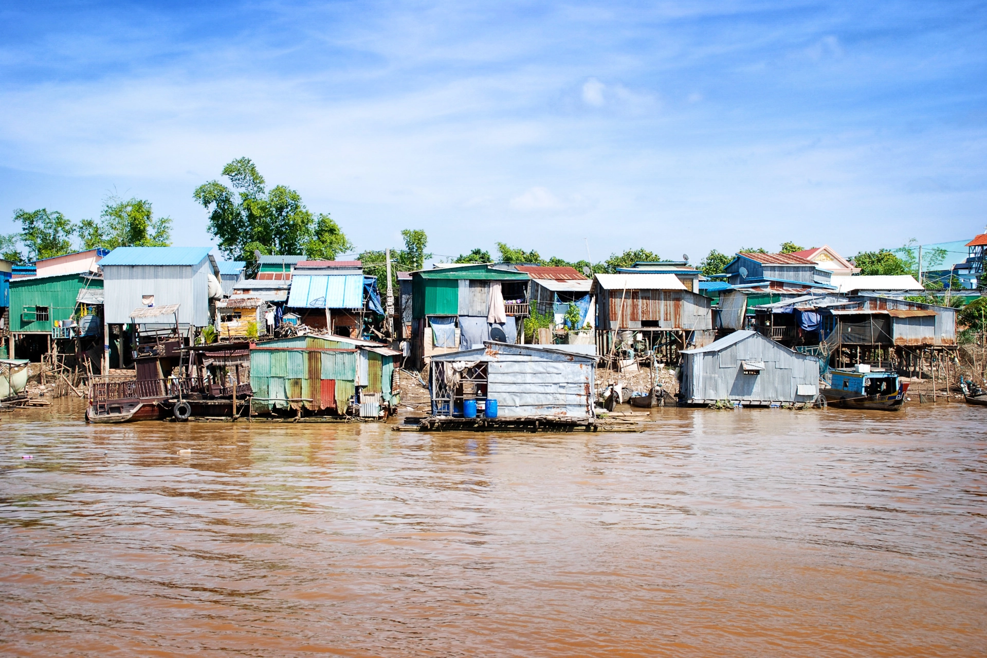 Flydende huse i Mekong-floden ved Phnom Penh