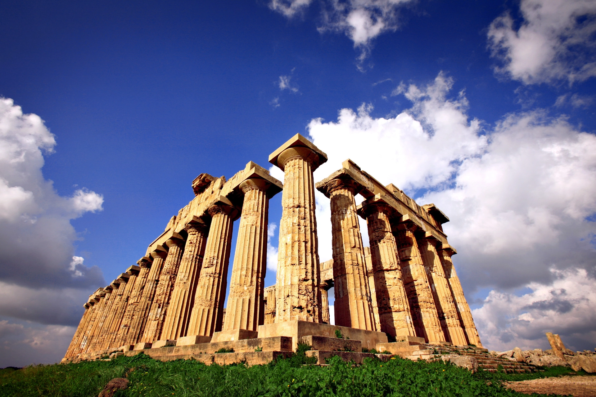 Ruin i den berømte Tempeldal I Agrigento