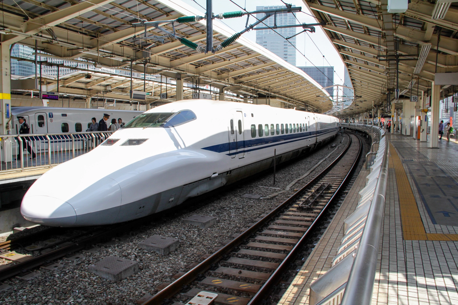 Højhastigheds-toget Shinkansen