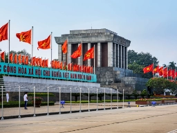 Ho Chi Minhs imponerende mausoleum i Hanoi