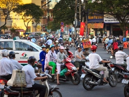 I storbyen Ho Chi Minh City er især trafikken en oplevelse