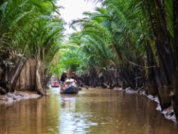 Biflod i Mekong-deltaet i det sydlige Vietnam