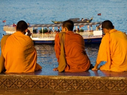 Munke i Phnom Penh, Cambodja